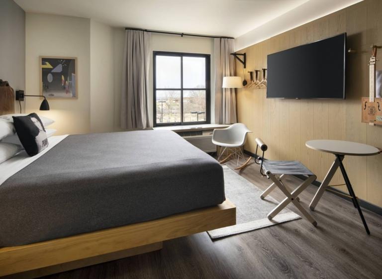 Moxy King - Moxy Memphis Photo 4
