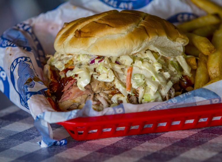 Central BBQ - Craig Thompson Photo 2